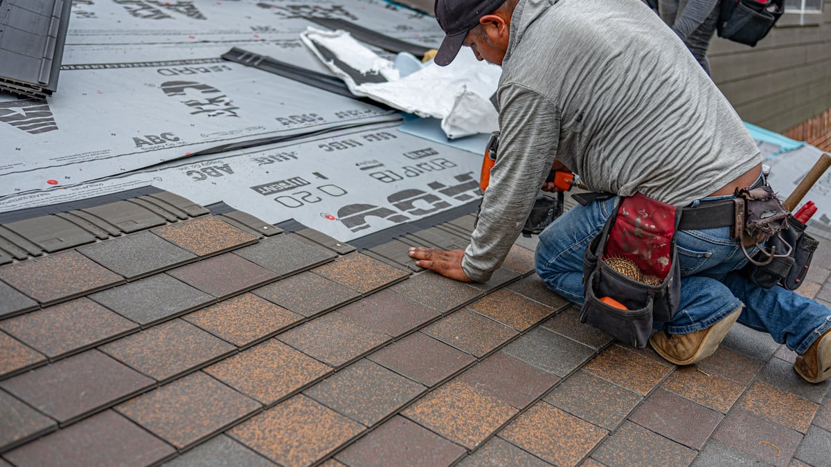 Roofing material samples for a home project